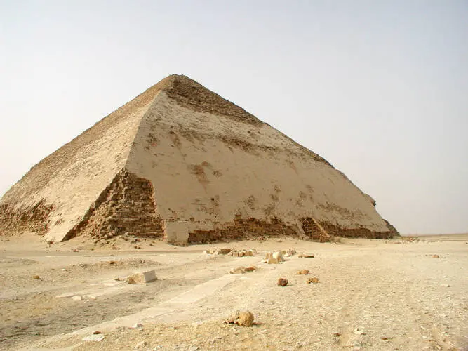 Day Tour to Dahshur & Red Pyramid 